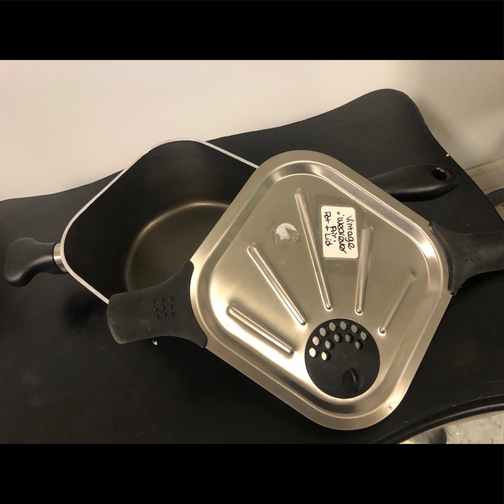Vintage Wearever Airpot